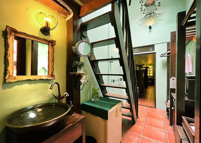 Hotel Old Capital Bike - Sha Certified 3*