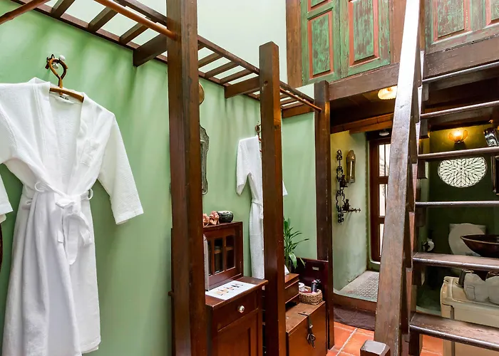 Hotel Old Capital Bike - Sha Certified